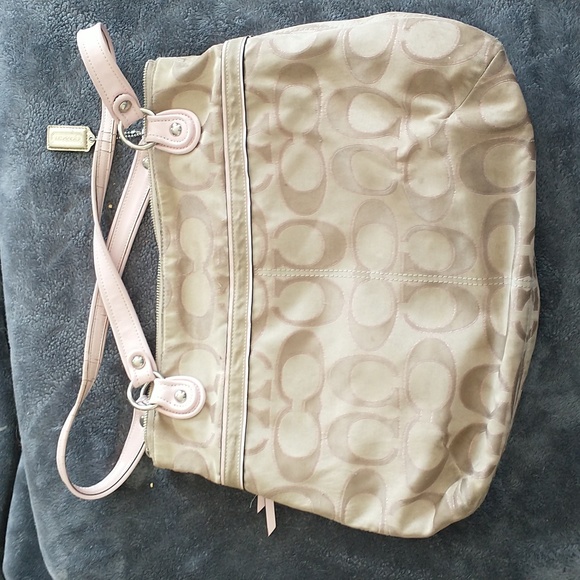 Coach purse - Picture 2 of 3